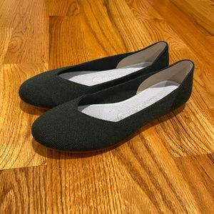 Brand new Rothys merino wool emerald green flats, size 8